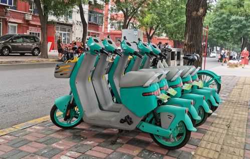 在县城投放共享电单车需要多少钱图片